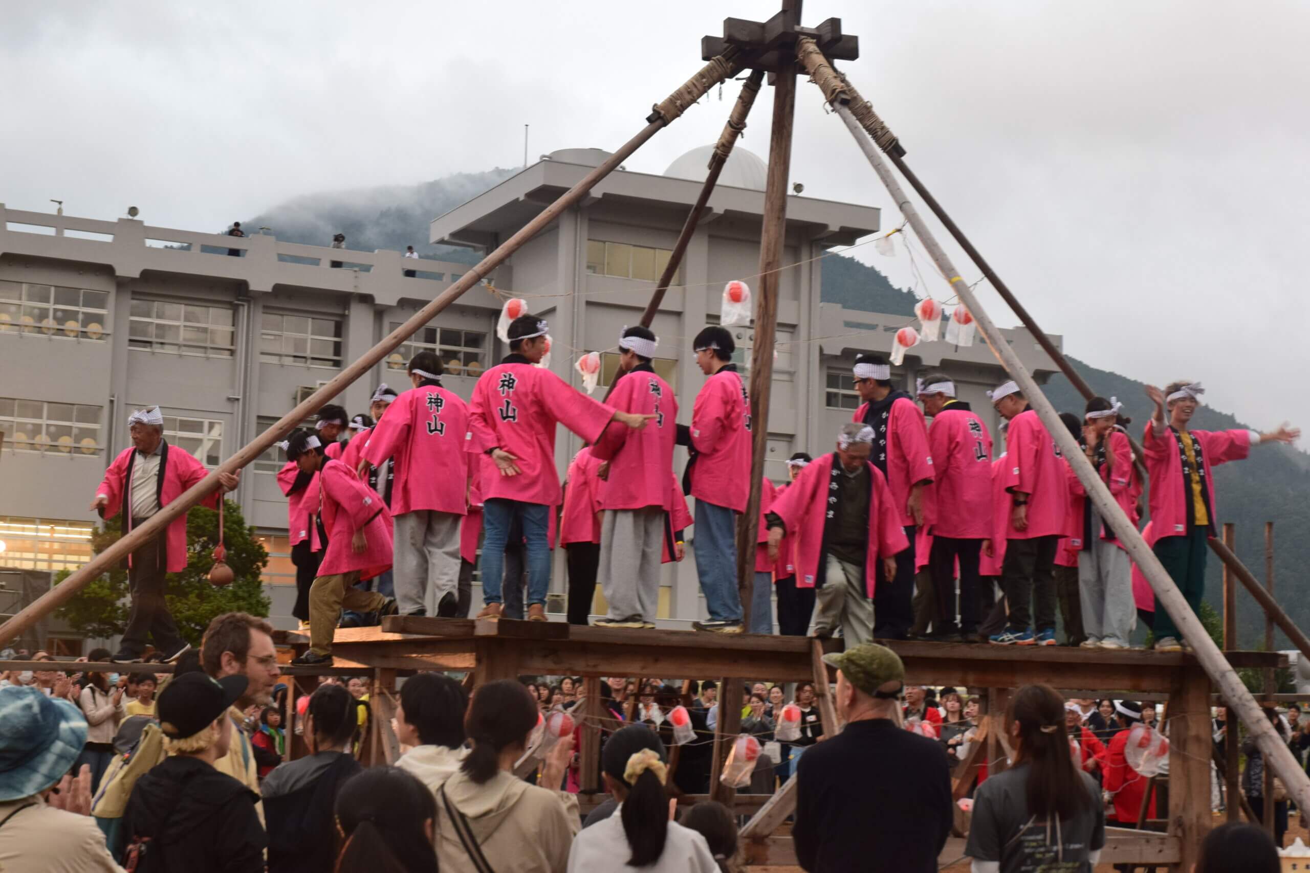 棒搗きを再現！神山まるごと高専「まるごと祭2025」開催！