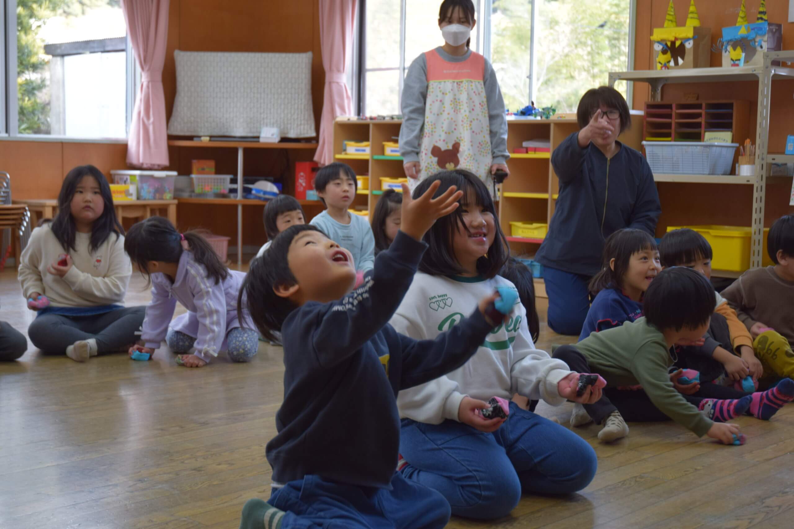 世代を超えた昔遊び交流